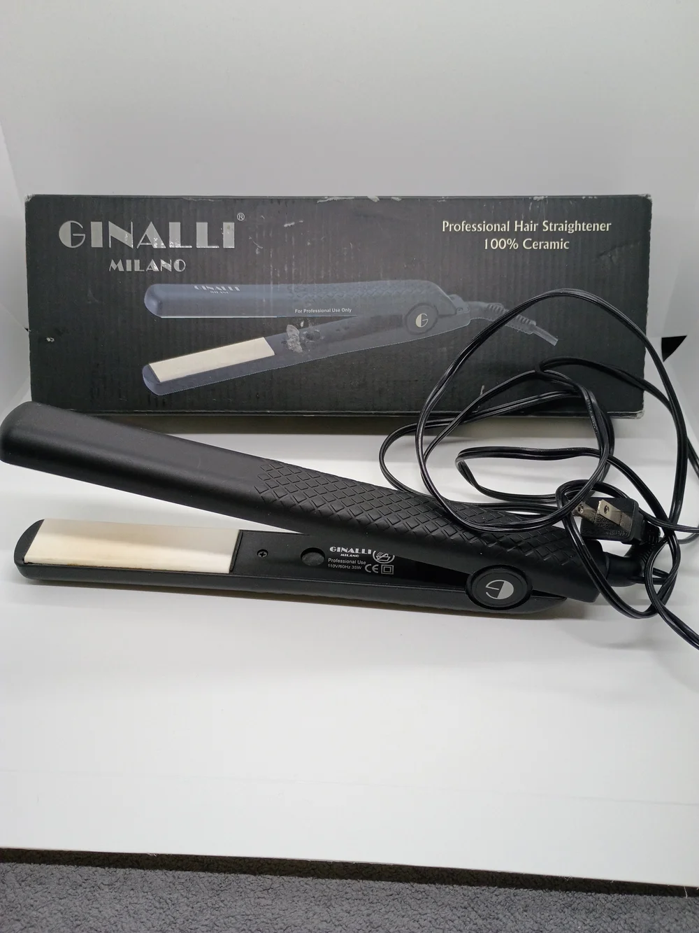 Professional Hair Straightener - Black/Gold